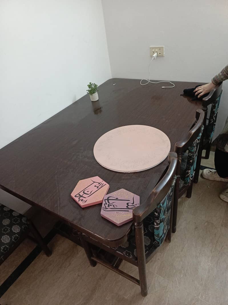 dinning table 0
