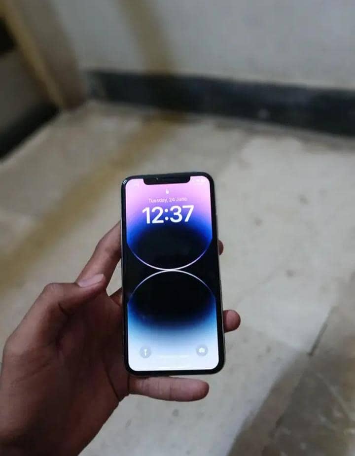 Apple iPhone X 1