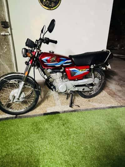 Honda CG125 2024/2025. Very excellent condition