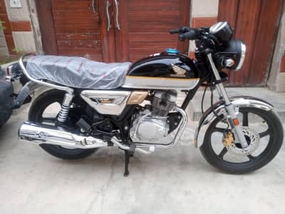 Honda Cg150 unregistered new genuine condition self start with 5 gears