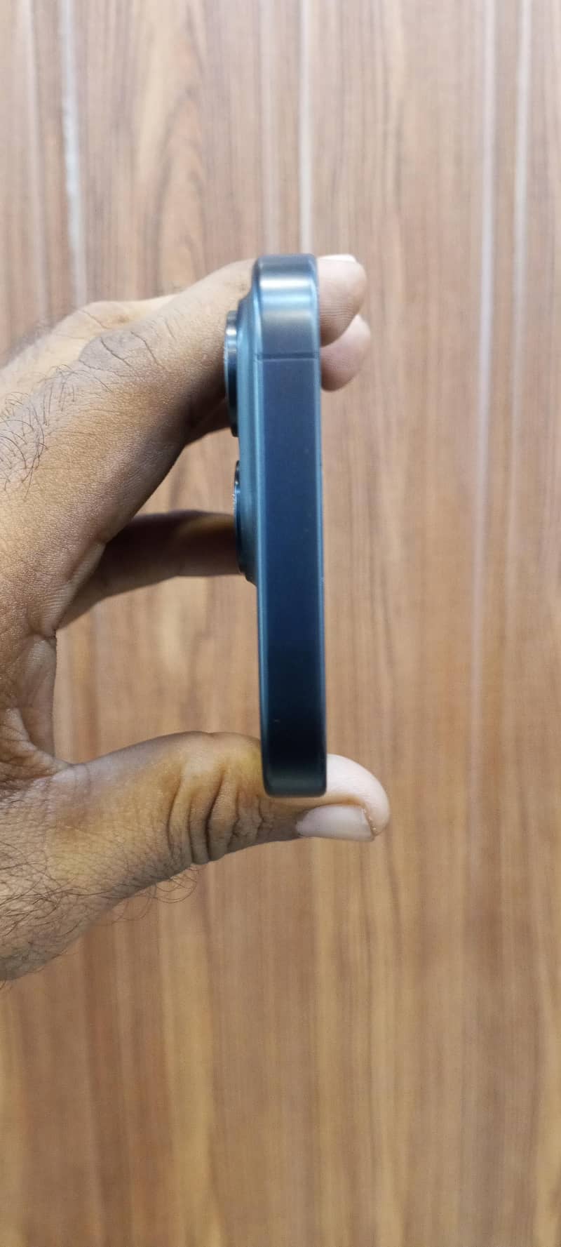 Apple iPhone 15 Pro 1