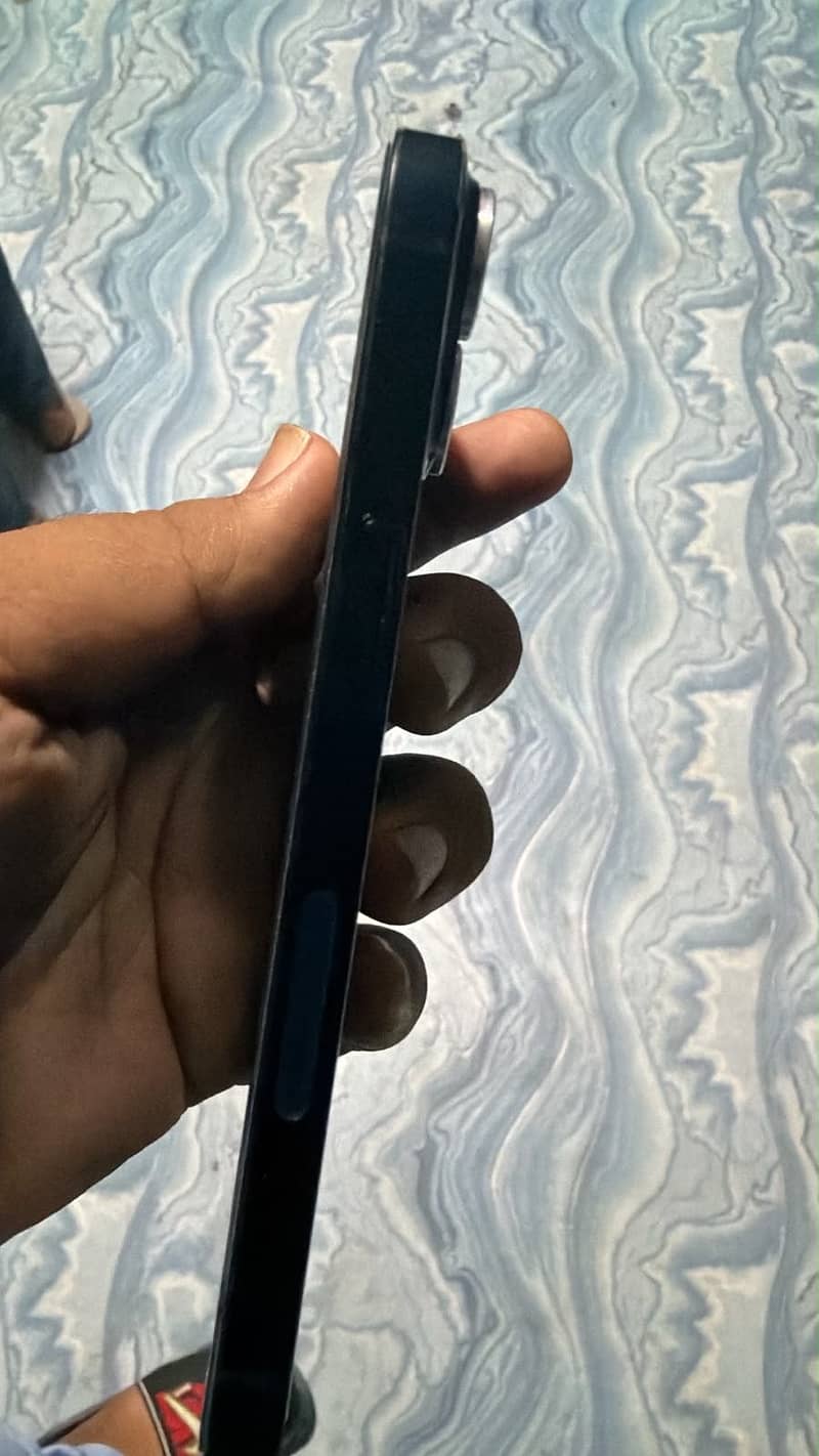 Apple iPhone 14 8