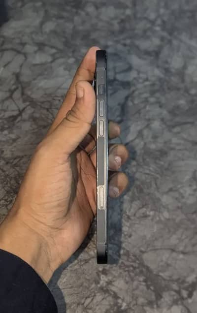 iPhone 14 plus factory unlock