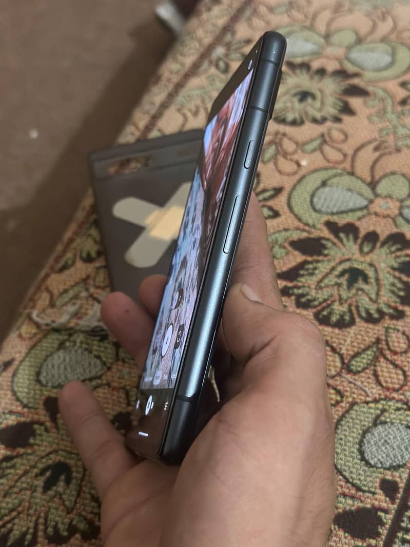 Google Pixel 7a 2