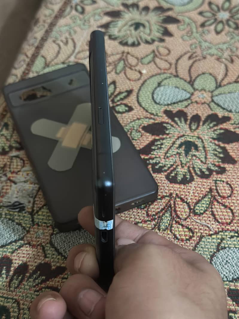 Google Pixel 7a 4