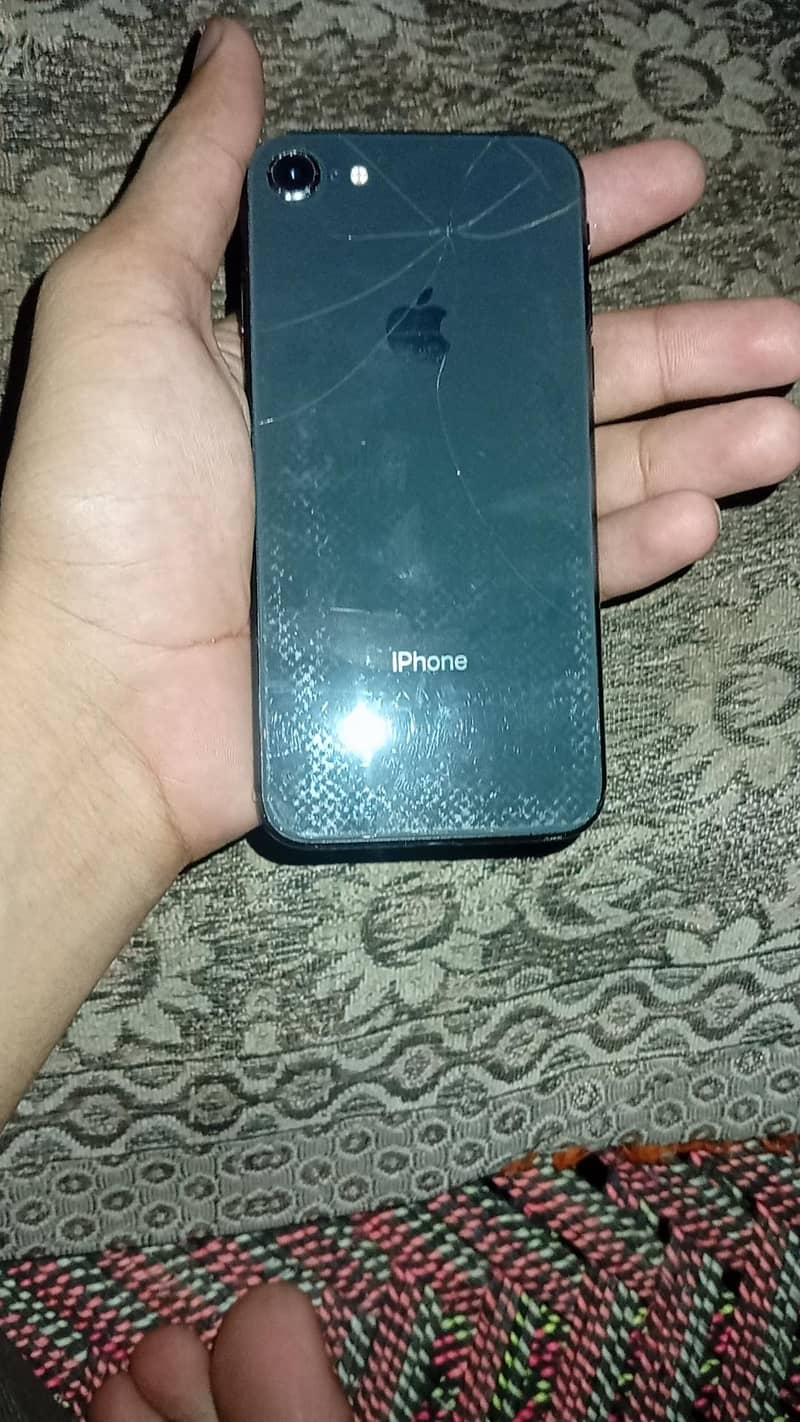 Apple iPhone 8 2