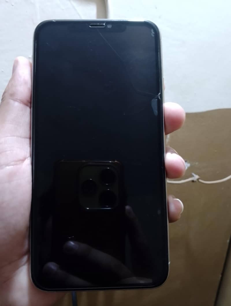 iphone 11 pro max 1
