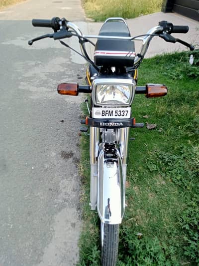 CD Honda CD 70