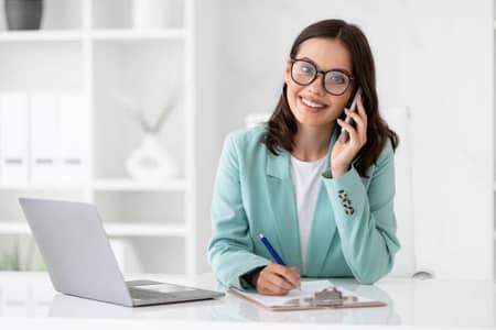 I nedd female secretary