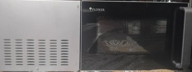 microwave oven