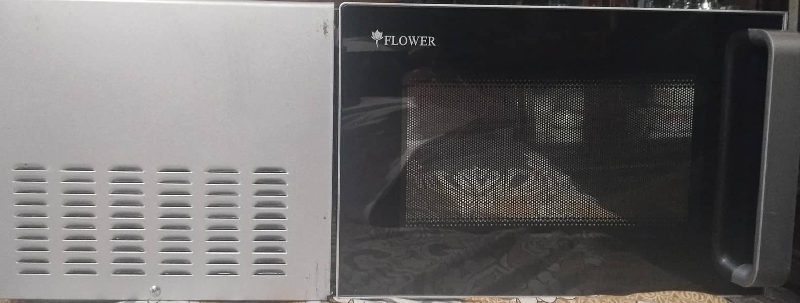 microwave oven 0