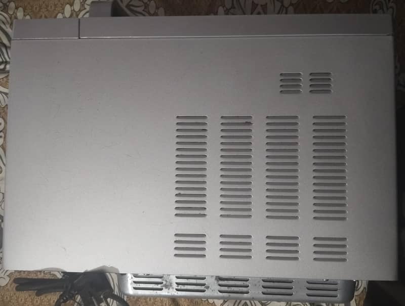 microwave oven 2
