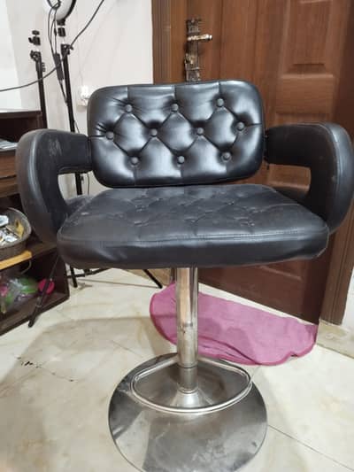 saloon cutting chair