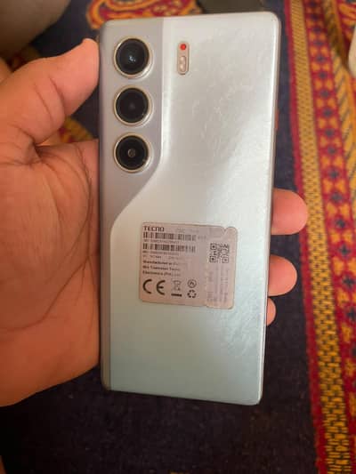 Tecno CAMON 40