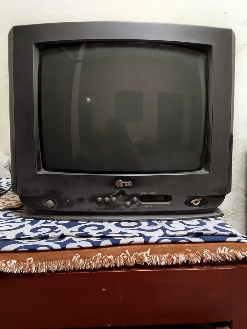 LG best condition TV — photo 2