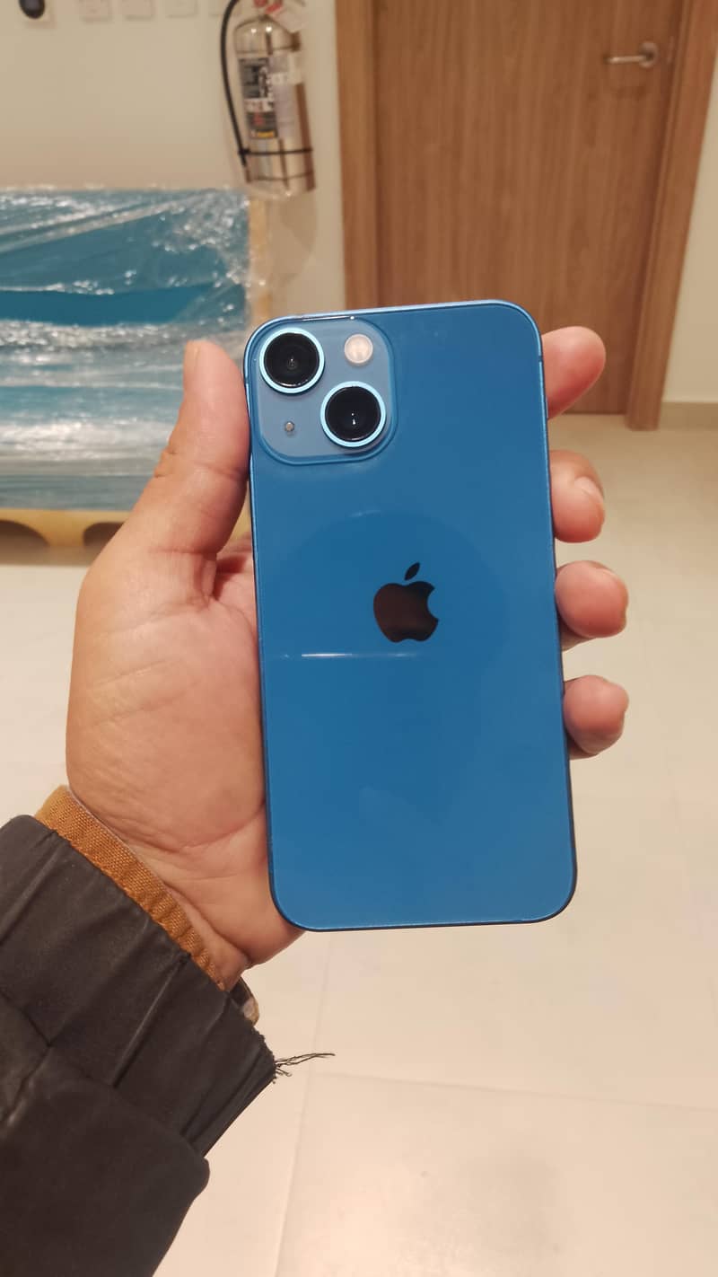 Apple iPhone 13 mini 1