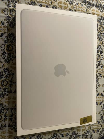 Apple MacBook Neo 512GB New box pack 13 inch