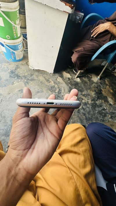 Apple iPhone 11 pta approved 128gb