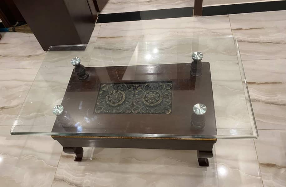 coffee and centre table 0