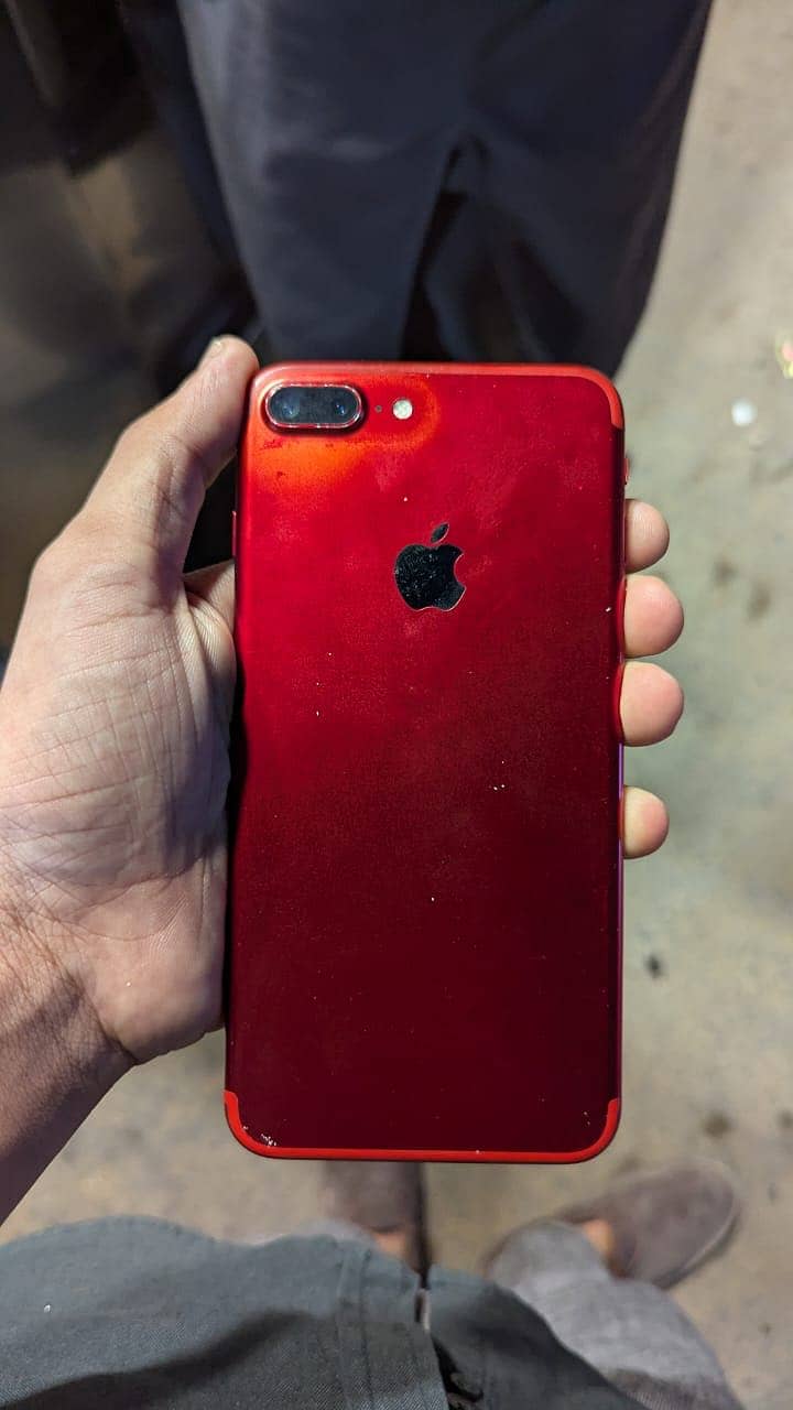 Apple iPhone 7 Plus 6