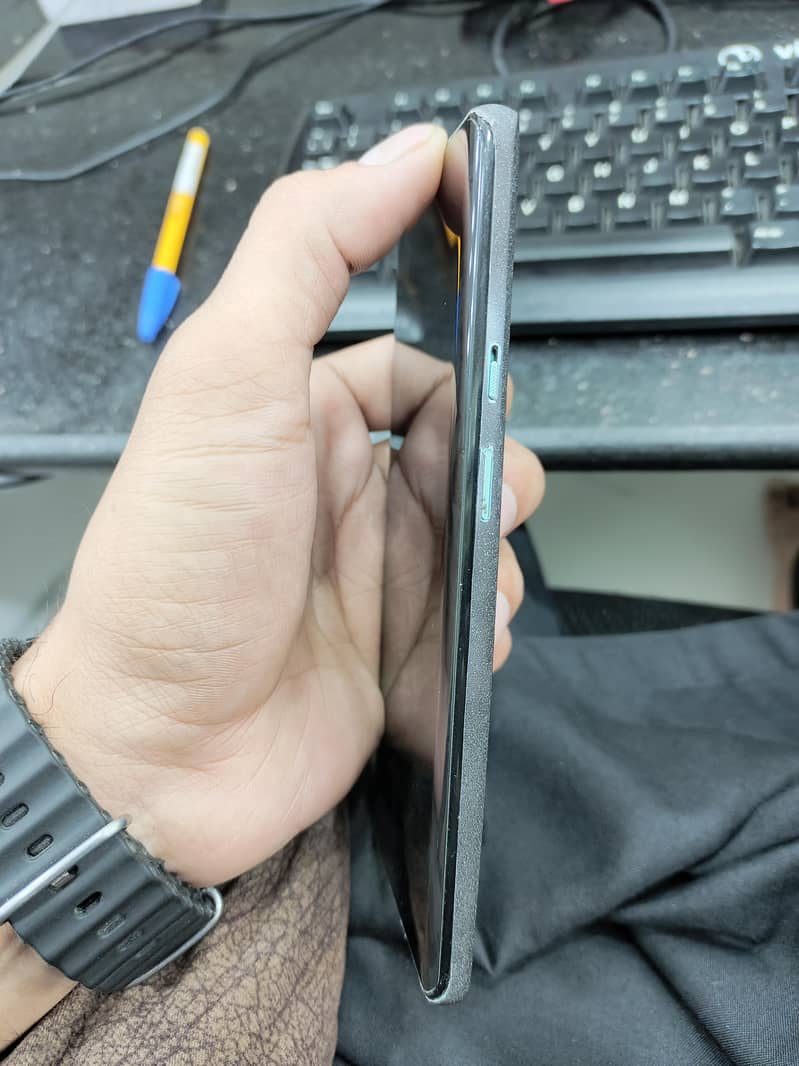 One Plus 8 Pro 5