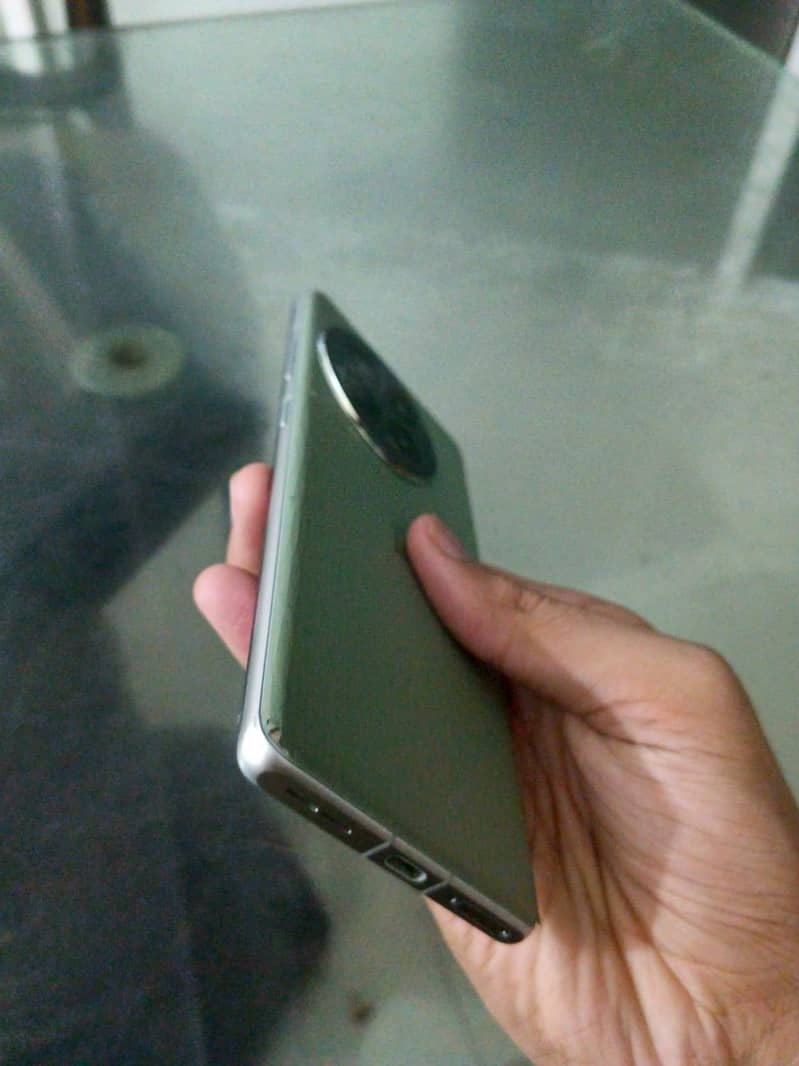 One Plus Ace 3 Pro 6
