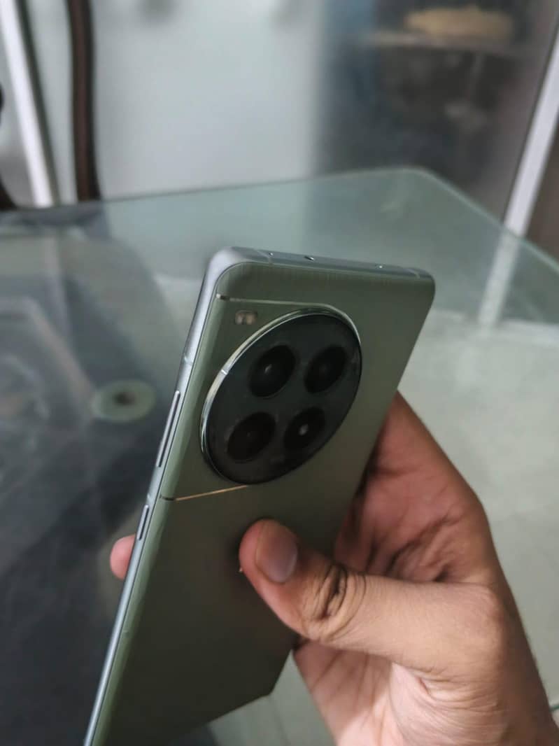One Plus Ace 3 Pro 7