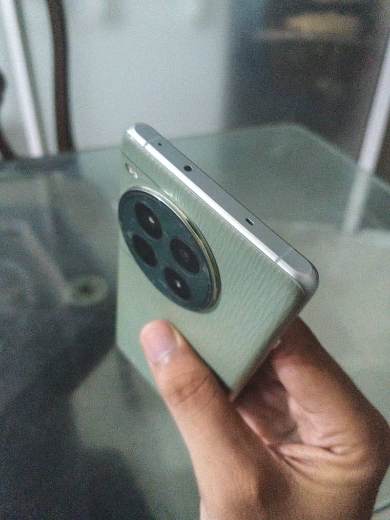 One Plus Ace 3 Pro 8