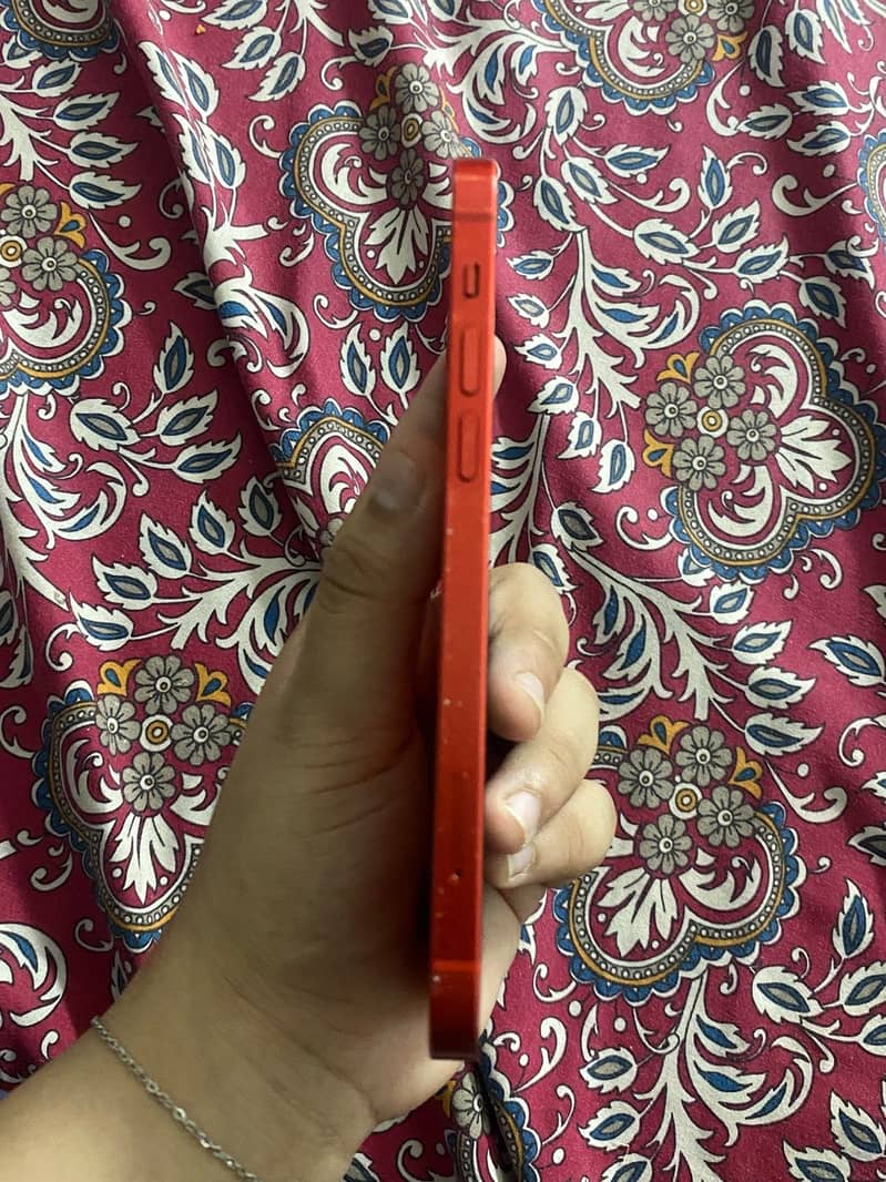 Apple iPhone 12 2