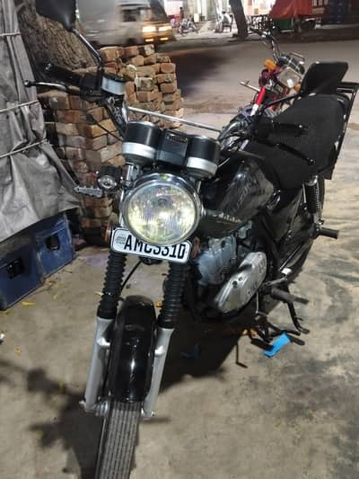 GS 150 SE SPECIALIS EDITION