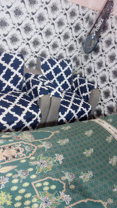 Sofa set