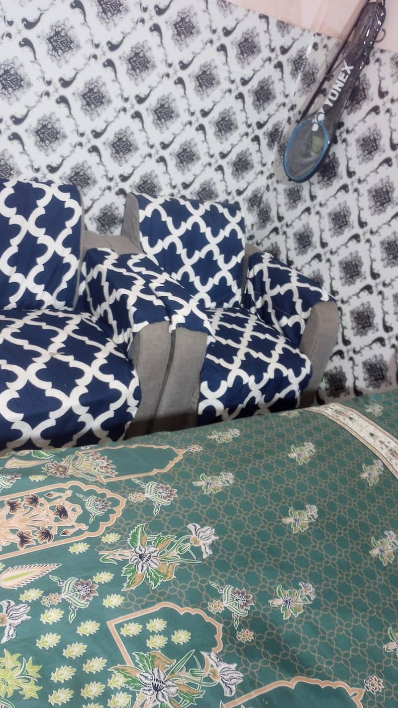 Sofa set 0