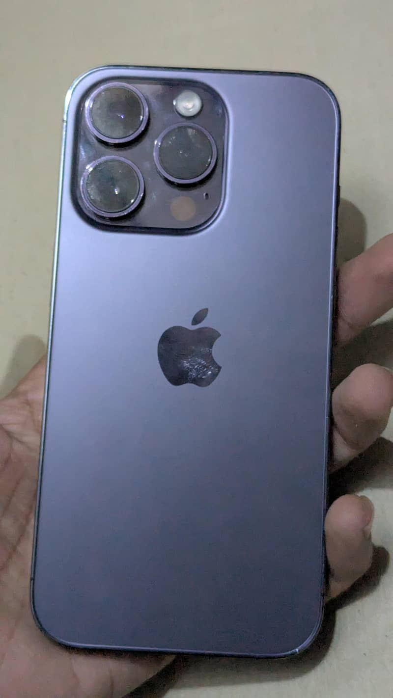 Apple iPhone 14 Pro 0