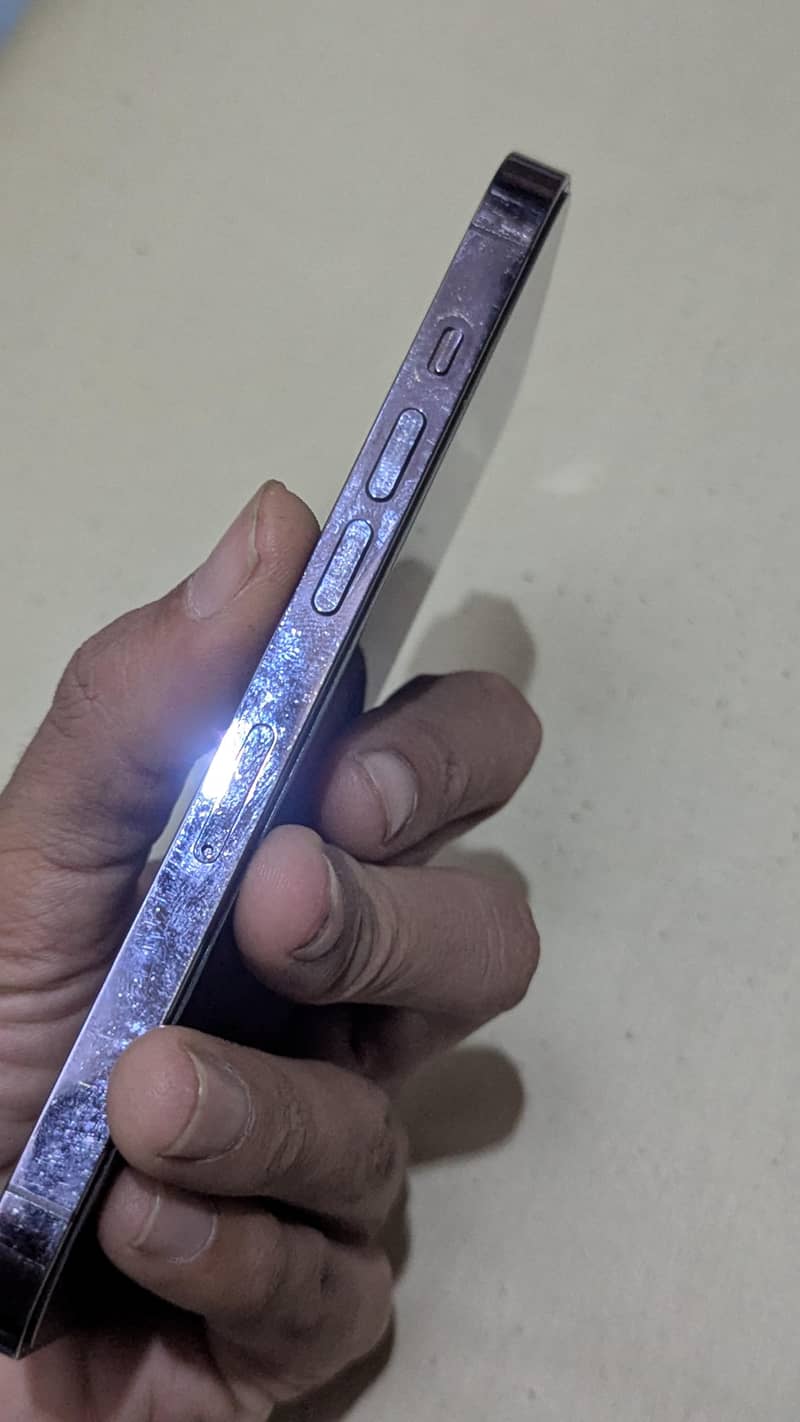 Apple iPhone 14 Pro 8