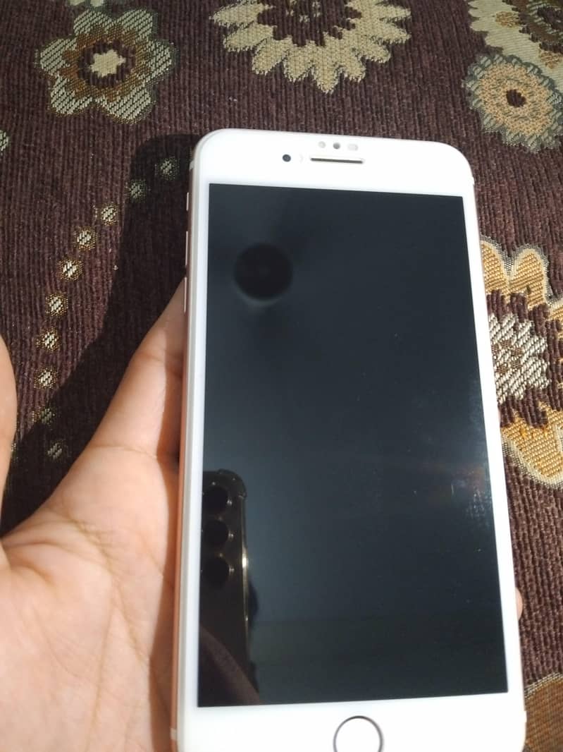 Apple iPhone 7 plus 3