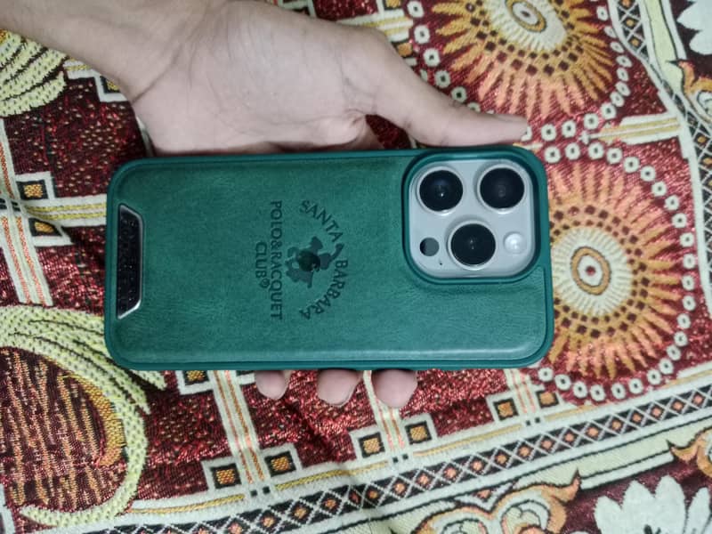 Apple iPhone 15 Pro 1