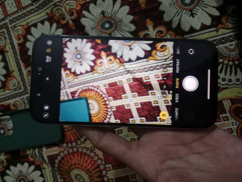Apple iPhone 15 Pro 4