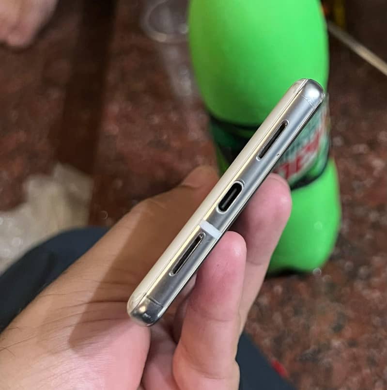 Google pixel 6 pro 1