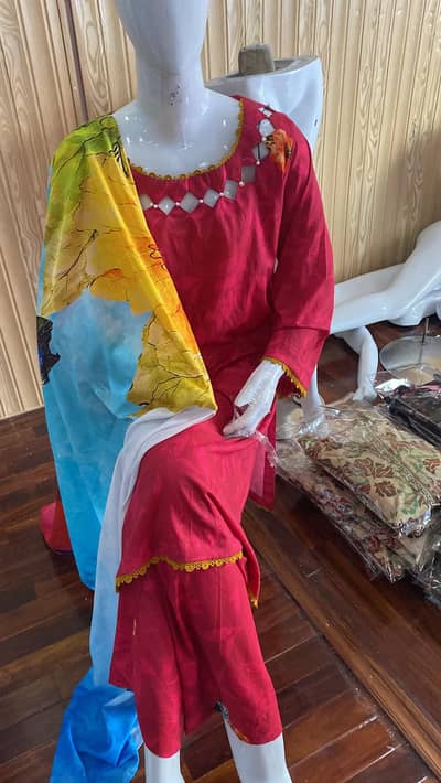 Three piece dress Doriya lawn with lawn dupatta 3600/-