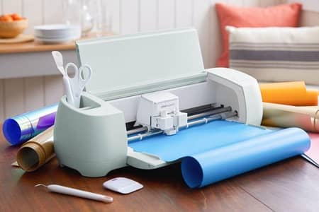 CRICUT EXPLORE 3 ALL IN ONE PRINTER, CUTTING, WRITING, ENGRAVING.