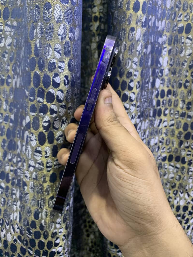 Apple iPhone 14 Pro 3