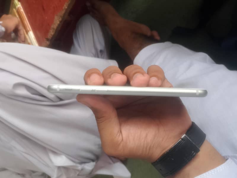 iphone 8 3