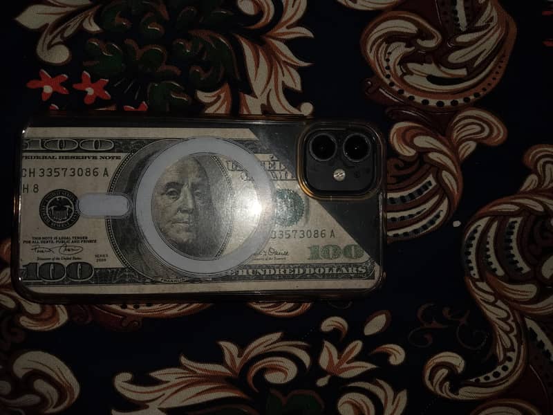 Apple iPhone 11 0