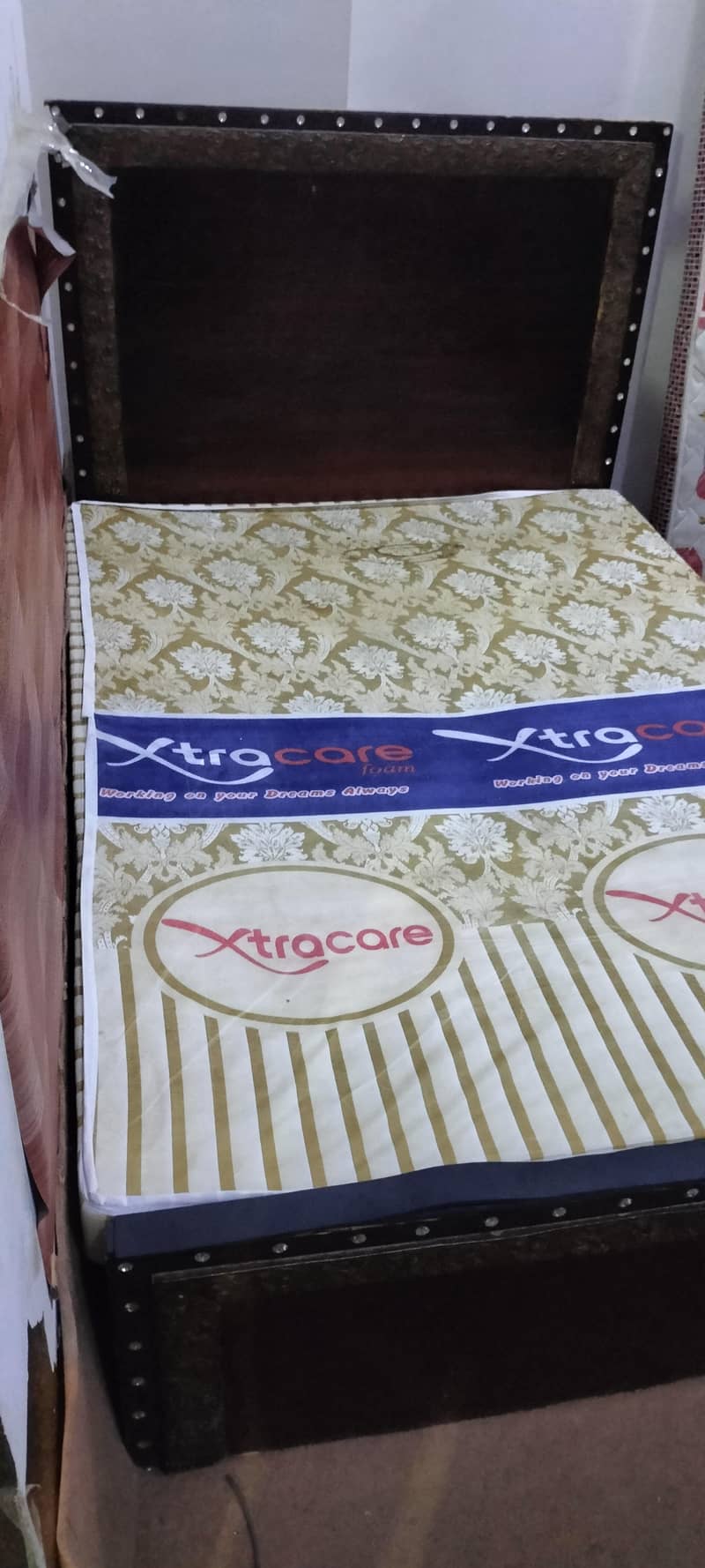 single bed with Foam 1