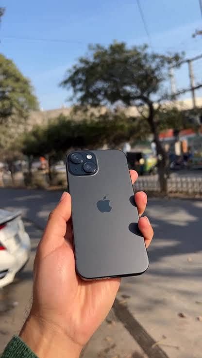 Apple iPhone 15 1