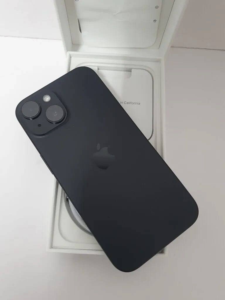 Apple iPhone 15 2