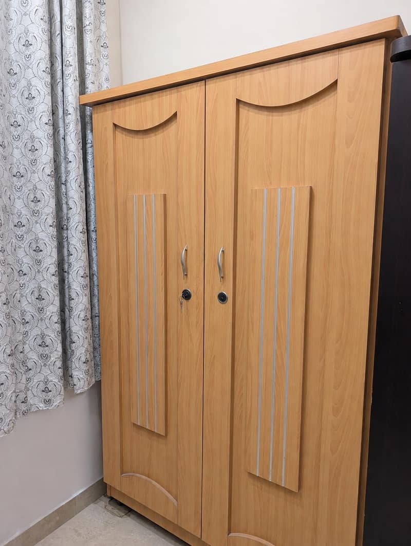 SINGLE 2 BEDS 1