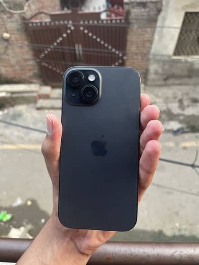 Apple iPhone 15