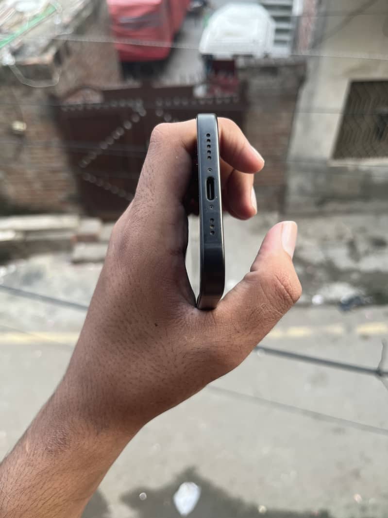 Apple iPhone 15 1