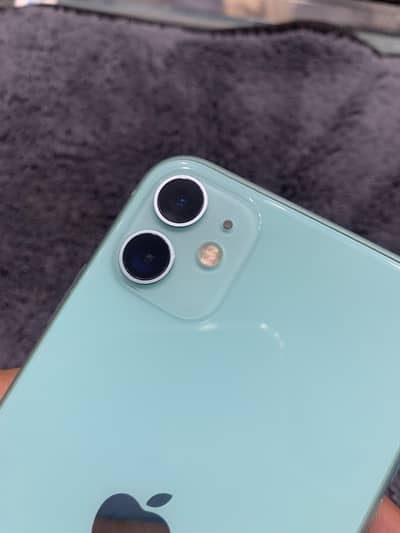 Apple iPhone 11